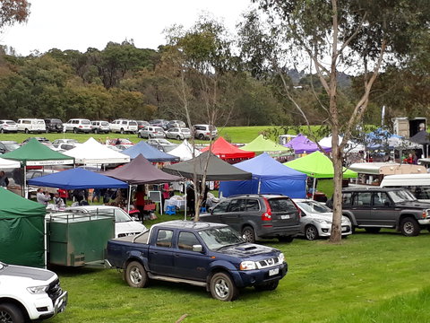 Rotary Club Of Lilydale Craft And Produce Market - Great Ocean Road Tourism 1