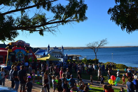 Streaky Bay New Years Eve Children's Festival And Fireworks - Great Ocean Road Tourism 1