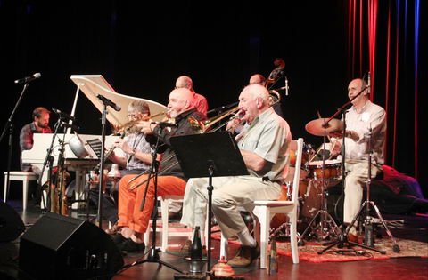 Noosa Jazz Party - Great Ocean Road Tourism 0