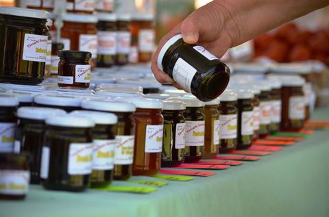 QCWA Sunday Markets - Great Ocean Road Tourism 0