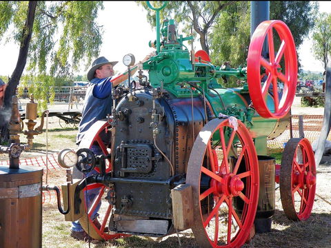 9th Biennial Queensland Heritage Rally - Great Ocean Road Tourism 0
