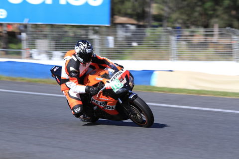 QR Moto Ride Days At Queensland Raceways! - Great Ocean Road Tourism 1