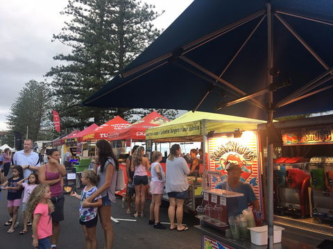 Twilight Markets Caloundra - Great Ocean Road Tourism 2