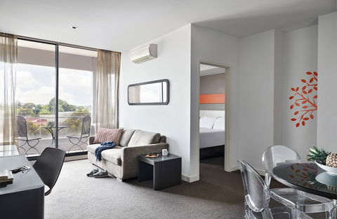 Melbourne Dandenong Central Apartment - Great Ocean Road Tourism 5