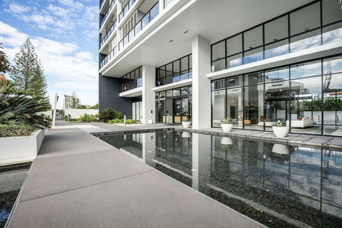 Ultra Broadbeach - Great Ocean Road Tourism 0