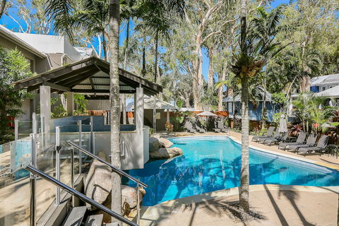 Paradise On The Beach Resort - Palm Cove - Great Ocean Road Tourism 0