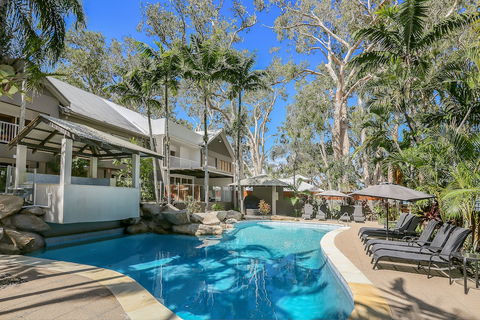 Paradise On The Beach Resort - Palm Cove - Great Ocean Road Tourism 3