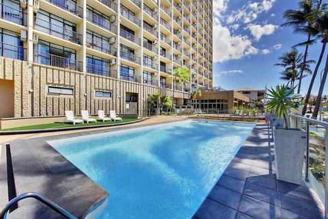 Aquarius On The Beach - Great Ocean Road Tourism 1