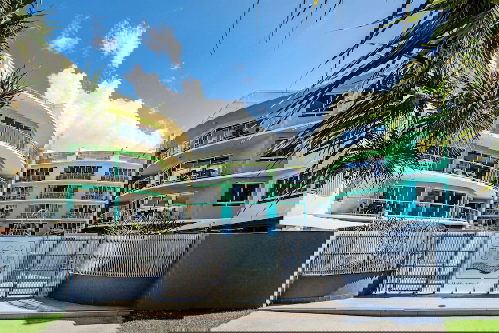 Kings Beach QLD Great Ocean Road Tourism