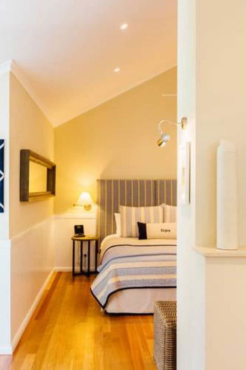 Bells At Killcare Boutique Hotel, Restaurant & Spa - Great Ocean Road Tourism 6