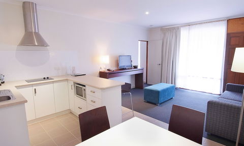 The Standpipe Golf Motor Inn - Great Ocean Road Tourism 5