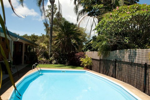 Byron Motor Lodge Motel - Great Ocean Road Tourism 2