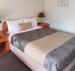 Econo Lodge Hacienda Motel Geelong - Great Ocean Road Tourism