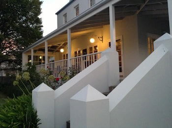 Oscars Waterfront Boutique Hotel - Great Ocean Road Tourism 0
