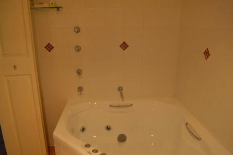 Taree Motor Inn - Great Ocean Road Tourism 7