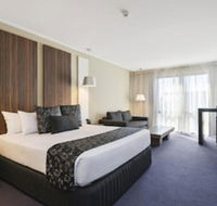 Quality Hotel Taylors Lakes - Great Ocean Road Tourism