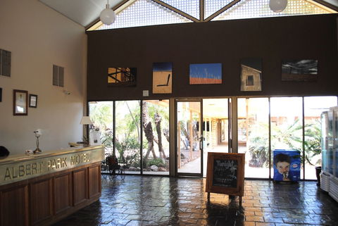 Albert Park Motor Inn - Great Ocean Road Tourism 1