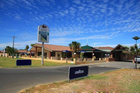 Cervantes Pinnacles Motel - Great Ocean Road Tourism 1