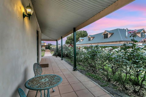 Abbotsford Country House - Great Ocean Road Tourism 3