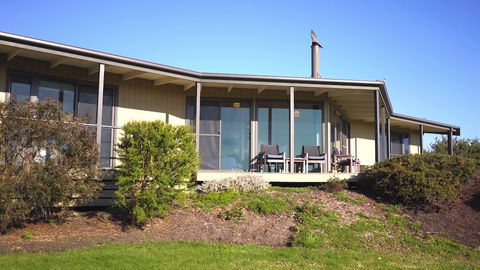 Limosa Rise - Great Ocean Road Tourism 1