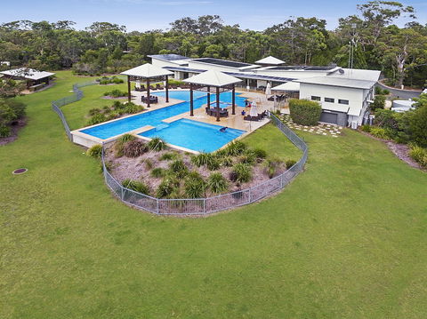 Beach Road Holiday Homes - Great Ocean Road Tourism 2