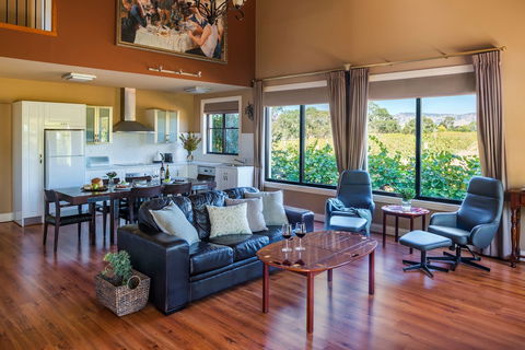 Barossa Shiraz Estate - Great Ocean Road Tourism 5