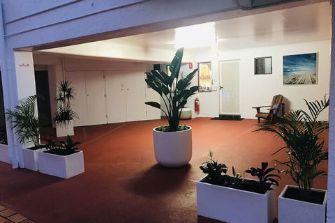 Ocean Breeze Motel - Great Ocean Road Tourism 1