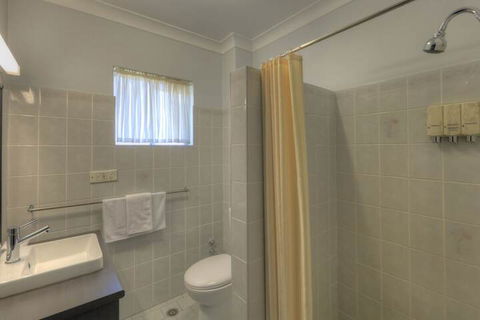 Grafton Central Motel - Great Ocean Road Tourism 7