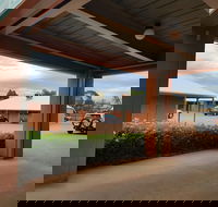 Mud Hut Motel - Great Ocean Road Tourism