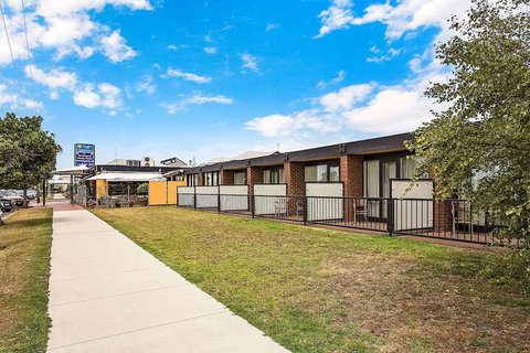 Comfort Inn Richmond Henty - Great Ocean Road Tourism 4