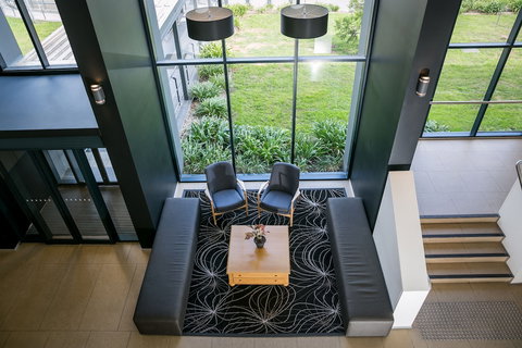 Alpha Hotel Eastern Creek - Great Ocean Road Tourism 0