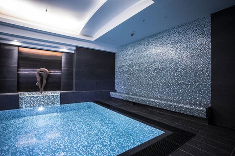 Quay West Suites Melbourne - Great Ocean Road Tourism 5