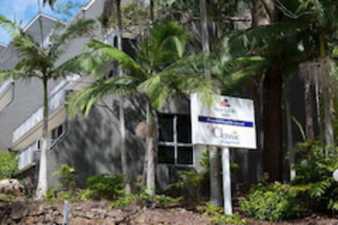 Palm Court Noosa - Great Ocean Road Tourism 0