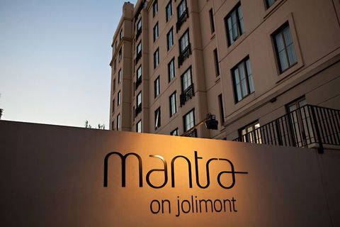 Mantra On Jolimont - Great Ocean Road Tourism 1