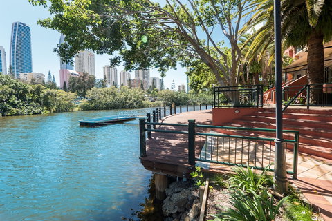 Paradise Island Resort - Great Ocean Road Tourism 4