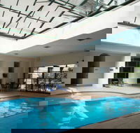 Grand Hotel Melbourne - Great Ocean Road Tourism