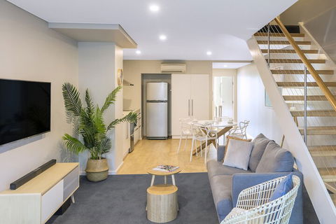 Oaks Nelson Bay Lure Suites - Great Ocean Road Tourism 6