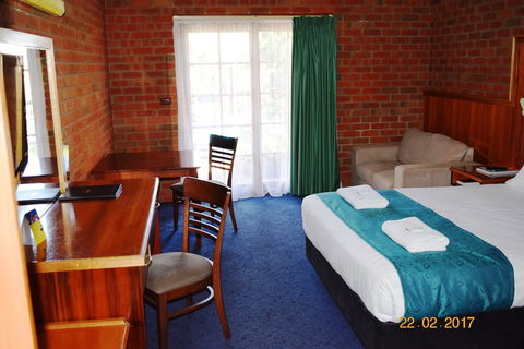 Early Australian Motor Inn - Great Ocean Road Tourism 4
