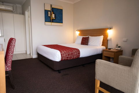 Admiralty Inn - Great Ocean Road Tourism 4