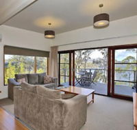 Stewarts Bay Lodge - Great Ocean Road Tourism