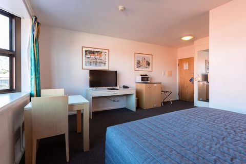 Mayfair Plaza Motel - Great Ocean Road Tourism 6