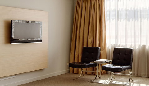 Quality Hotel Ambassador Perth - Great Ocean Road Tourism 4