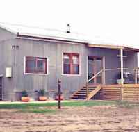 Redwing Shearer's Quarters