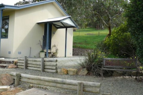 Riesling Country Cottages - Great Ocean Road Tourism 5