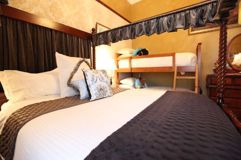 The Grand On Macfie - Great Ocean Road Tourism 3