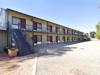 Wentworth Central Motor Inn - Great Ocean Road Tourism 0