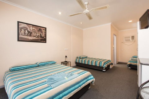 Wentworth Central Motor Inn - Great Ocean Road Tourism 5
