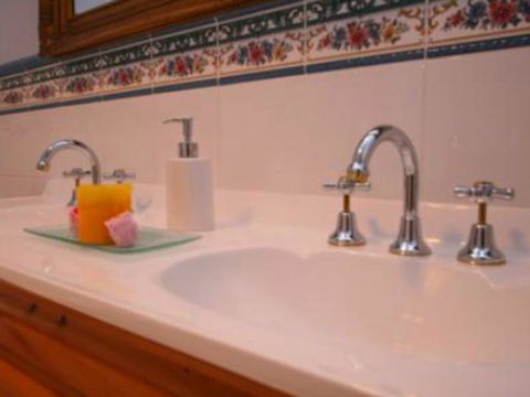 Quayside Cottages - Great Ocean Road Tourism 2