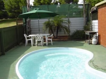 Country Roads Motor Inn Narrandera - Great Ocean Road Tourism 4