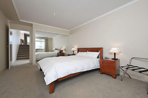 Accommodate Canberra - The Avenue - Great Ocean Road Tourism 2